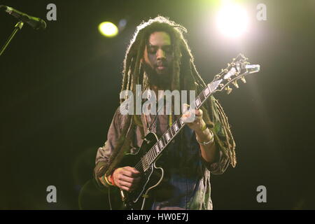 Birmingham, UK. 15 mars, 2017. Les Wailers en concert à l'O2 Academy de Birmingham sur la légende d'. Crédit : Simon Newbury/Alamy Live News Banque D'Images