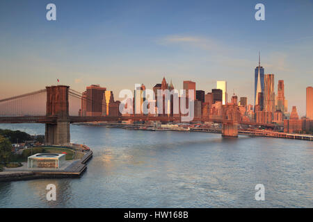 USA, New York, New York, Manhattan et Brooklyn Bridge Banque D'Images