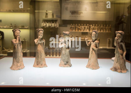 Equestrisn la poterie la Chine de la Dynastie Han de l'Ouest figurines Banque D'Images