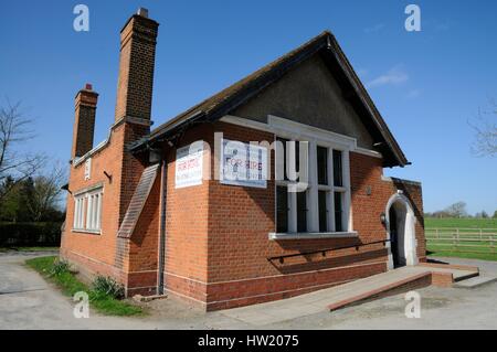 Husborne Crawley Husborne Crawley, Salle de lecture, Bedfordshire, porte la date de 1894. La salle de lecture est un attrayant et distinctif. Banque D'Images