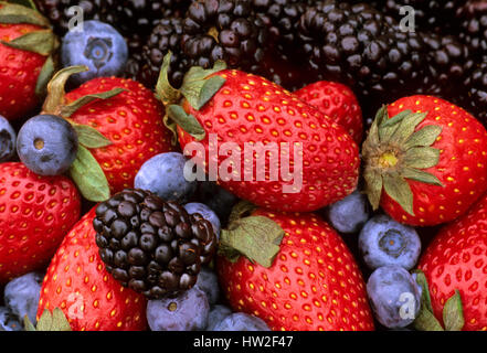 Blueberry,et,blackberry strawberry Banque D'Images