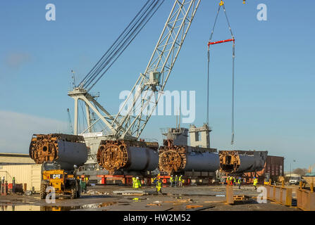 Sous-marin U 534 Merseytravel est coupé en morceaux à Birkenhead docks. Il est maintenant un affichage statique au terminal de ferries de Woodside à Birkenhead. Banque D'Images