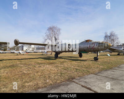 Ilyushin Il-28 Beagle '' au Musée de l'Aviation Polonaise à Cracovie en Pologne Banque D'Images