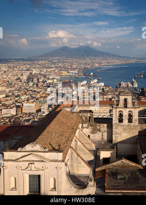 Certosa di San Martino avec la ville de Naples, Italie. Banque D'Images