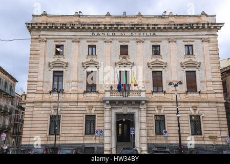 Banco di Sicilia capacités au Square d'Archimedes (Piazza Archimede) sur l'île d'Ortygie, partie historique de la ville de Syracuse, Sicile, Italie Île Banque D'Images