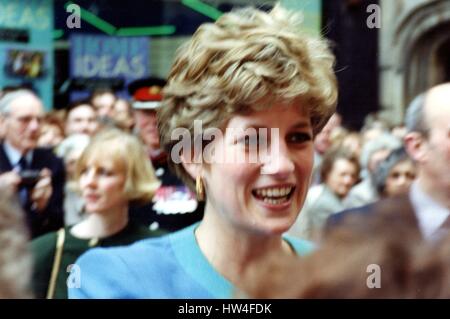 S.a.r. la princesse Diana de Galles le 17 mars 1992 visites Lincoln Banque D'Images