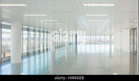 Vue de l'intérieur de 10 Hammersmith Grove, un nouveau bureau à Londres, Royaume-Uni. Banque D'Images