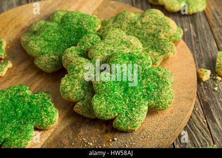 Cookies faits maison Green Shamrock pour St Patricks Day Banque D'Images