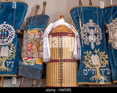 L'intérieur de la Synagogue la Torah Torah Ark à l'Hebrew Congregation de Saint Thomas (Charlotte Amalie, îles Vierges britanniques) Banque D'Images