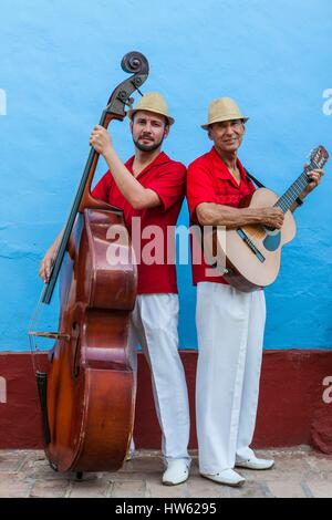 La province de Sancti Spiritus, Cuba, Trinidad de Cuba, classée au Patrimoine Mondial de l'UNESCO, musiciens Banque D'Images