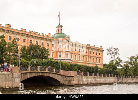 St Michael's Castle, aussi appelé château Mikhailovsky ou Château des ingénieurs, à Saint-Pétersbourg, Russie Banque D'Images