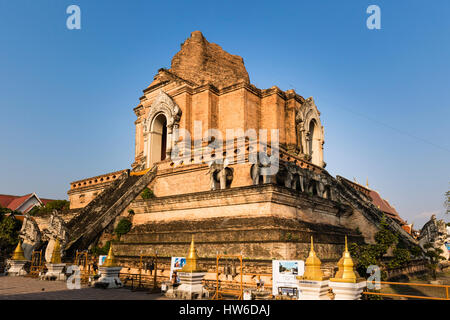 Wat Chedi Luang, Pagode, Chiang Mai, Thaïlande Banque D'Images