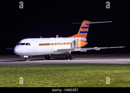 Karlsruhe/Allemagne 10 Mars 2017 : Gouvernement des Pays-Bas Fokker 70 à l'aéroport de Karlsruhe. Banque D'Images