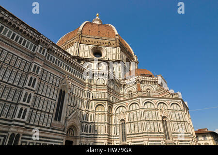 Détail architectural de la cathédrale Sainte Marie des fleurs dans la Piazza del Duomo, Florence, Italie Banque D'Images