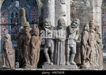 La France, Finistère, Saint Thegonnec, étape sur le chemin de Saint Jacques de Compostelle, l'église, détail du Calvaire Banque D'Images