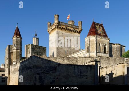 La France, Gard, Pays d'Uzege, Uzès, château Ducal appelé le Duche d'Uzes, la Tour Bermonde Banque D'Images