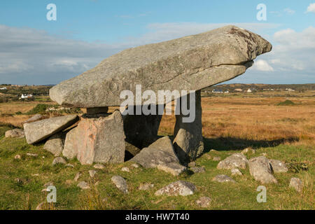 Dolmen près de Ardara, Irlande. Banque D'Images