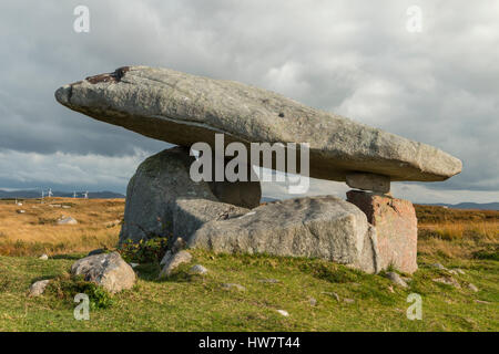 Dolmen près de Ardara, Irlande. Banque D'Images