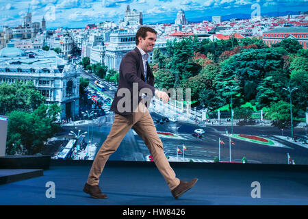 Madrid, Espagne. 18 Mar, 2017. Partido Popular Communication Vicesecretary Pablo Casado parle pendant 16e congrès autonome du parti populaire à Madrid, le samedi 18 mars, 2017. Más Información Gtres Crédit : Comuniación sur ligne, S.L./Alamy Live News Banque D'Images