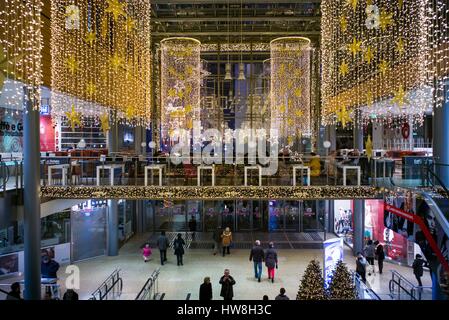 Allemagne, Berlin, Mitte, Potsdamer Platz, Arkaden, shopping mall, de l'intérieur Banque D'Images