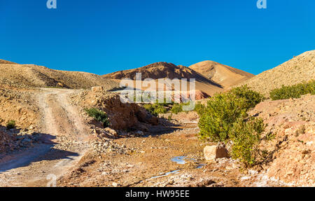 Paysage du Haut Atlas entre Ait Ben Ali et Bou Tharar, Maroc Banque D'Images