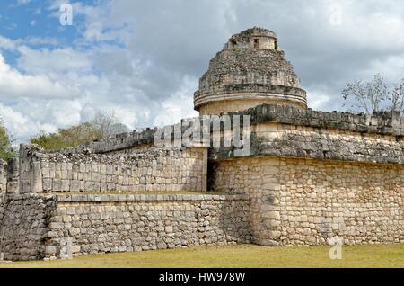 El Caracol, observatoire, historique ville maya de Chichen Itza, pistes, Yucatan, Mexique Banque D'Images