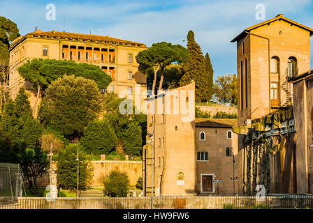 Zone archéologique près du théâtre de Marcellus et le temple d'Apollon Sosien. Rome, Latium, Italie, Europe. Banque D'Images