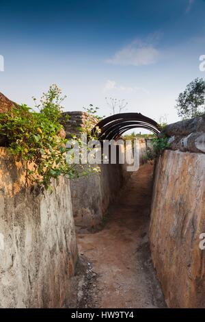 Le Vietnam, de la zone DMZ, Province de Quang Tri, Khe Sanh, ancienne base de Combat de Khe Sanh, US, musée bunker extérieur Banque D'Images