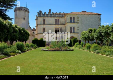 France, dordogne, Périgord Vert, Bourdeilles, Bourdeilles Château, le château du pavillon Renaissance du xve siècle droit et le medi Banque D'Images