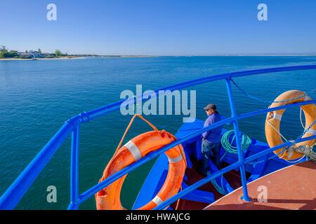 Portugal, Algarve, Olhao, le Parc Naturel de Ria Formosa et sur le ferry pour l'île de Armona Banque D'Images