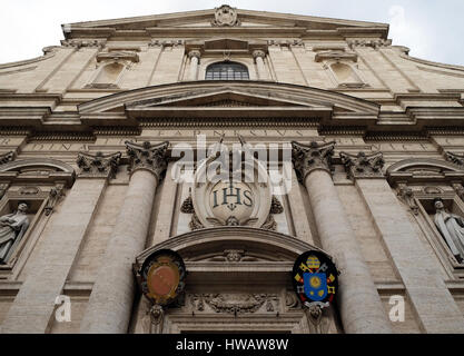 Façade de l'église du Gesù, église-mère de la Compagnie de Jésus, Rome, Italie le 01 septembre 2016. Banque D'Images