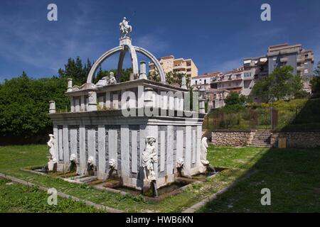 L'Italie, la Sardaigne, au nord ouest de la Sardaigne, Sassari, Fontana di Rosello, fontaine médiévale Banque D'Images