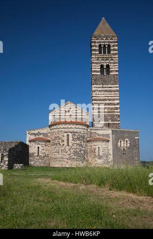 L'Italie, la Sardaigne, au nord ouest de la Sardaigne, Sassari, Basilica della Santissima Trinita di Saccargia, église du 12ème siècle Banque D'Images