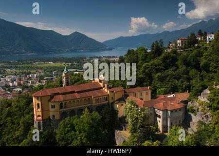 La Suisse, le Tessin, le Lac Majeur, Locarno, l'église Madonna del Sasso Banque D'Images