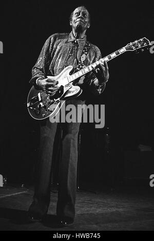 Madrid, Madrid, Espagne. Apr 9, 2005. Chuck Berry en concert au Festival de musique noire dans la La Riviera en Madrid. Le grand-père de Rockn 'Rouleau tel que défini par John Lennon. Crédit : Jack Abuin/ZUMA/Alamy Fil Live News Banque D'Images