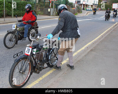 Reigate, Surrey, UK. 19 mars 2017. La 78e cycle moteur Sunbeam Pioneer Club Run a lieu à Reigate dans le Surrey. Photos by ©Lindsay Le gendarme / Alamy Live News Banque D'Images