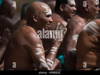 New Delhi, Inde. Mar 19, 2017. Les agriculteurs indiens de l'état indien du Tamil Nadu, assister à une manifestation et grève de la faim contre une augmentation du nombre de suicides d'agriculteurs causée par la sécheresse dans l'état de New Delhi, Inde, le 19 mars 2017. Credit : Javed Dar/Xinhua/Alamy Live News Banque D'Images