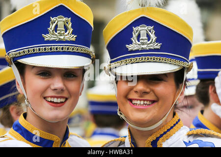 Piccadilly. Londres. UK 19 Mar 2017 - Participant d'une fanfare. Credit : Dinendra Haria/Alamy Live News Banque D'Images