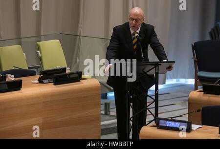 Organisation des Nations Unies, New York, USA, 29 juillet 2016 - L'Ambassadeur Harald Braun, Représentant permanent de l'Allemagne auprès de l'Organisation des Nations Unies pour parler au groupe de discussion "la Syrie l'événement survivant des prisons : la torture et autres mauvais traitements par les forces de l'état et les groupes armés non étatiques" aujourd'hui au siège des Nations Unies à New York. Photo : Luiz Rampelotto/EuropaNewswire dans le monde d'utilisation | Banque D'Images