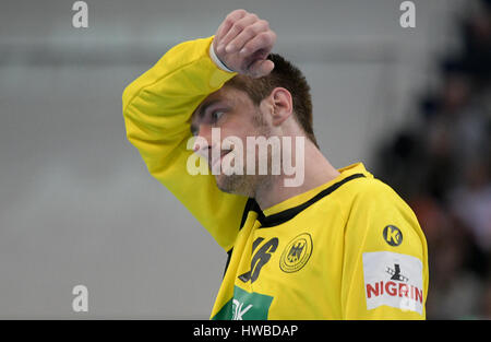 Hambourg, Allemagne. Mar 19, 2017. Gardien de l'Allemagne Carsten Lichtlein en action au cours de match entre l'Allemagne et la Suède dans le Barclaycard Arena de Hambourg, Allemagne, 19 mars 2017. Photo : Axel Heimken/dpa/Alamy Live News Banque D'Images