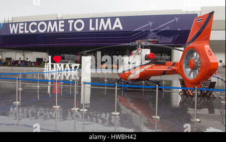 Langkawi, Malaisie. Mar 20, 2017. Centre d'accueil se prépare à lancer de LIMA expo Crédit : Chung Jin Mac/Alamy Live News Banque D'Images