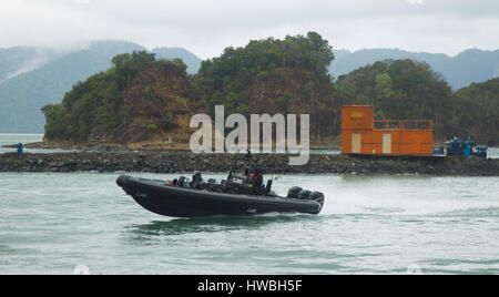 Langkawi, Malaisie. Mar 20, 2017. Des forces spéciales de la marine malaisienne s'affiche dans le cadre de l'Expo de LIMA : Crédit Chung Jin Mac/Alamy Live News Banque D'Images