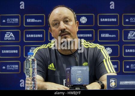 Rafael Benitez Real Madrid (Royaume-Uni uniquement) 28 juillet 2015 Coupe des Champions International Match de football entre l'AC Milan et le Real Madrid le 29 juillet 2015 à Shanghai, Chine. 28 juillet 2015 Sportsphoto Vag90227 Ltd/Allstar Attention ! Cette photo ne peut être utilisée que pour les journaux et/ou à des fins d'édition de magazines. Ne peut être utilisé pour les publications impliquant 1 Joueur, 1 ou 1 Concours Club sans autorisation écrite de données Football Co Ltd. Pour toute question, veuillez communiquer avec les données de Football Co Ltd sur 44 (0) 207 864 9121 Allstar Crédit : photo library/Alamy Live News Banque D'Images