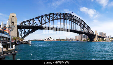 Opéra de Sydney et le Harbour Bridge, Sydney, Australie Banque D'Images