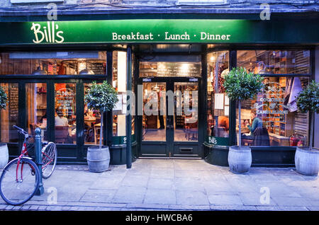 Bill's café / restaurant à Green Street Cambridge. L'un d'une exploitation de la chaîne à travers le Royaume-Uni. Banque D'Images