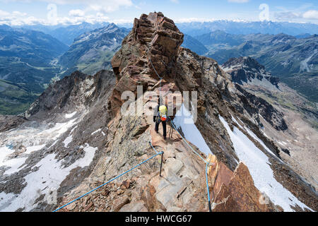 En ordre décroissant de la montagne Monte Rosa, Nord de l'Italie, les Alpes, l'Europe, l'UNION EUROPÉENNE Banque D'Images