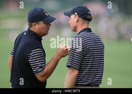 KENNY PERRY & Jim Furyk 37ÈME RYDER CUP VALHALLA LOUISVILLE KENTUCKY USA 20 Septembre 2008 Banque D'Images