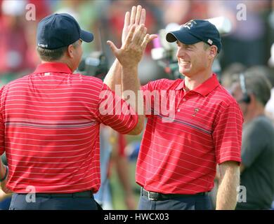 JIM FURYK ET KENNY PERRY 37ÈME RYDER CUP VALHALLA LOUISVILLE KENTUCKY USA 21 Septembre 2008 Banque D'Images