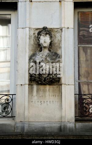 France, Doubs, Besançon, rue du Petit battant, bâtiment, Marianne sculpture, érigée par le citoyen Grosperrin 1880 Banque D'Images