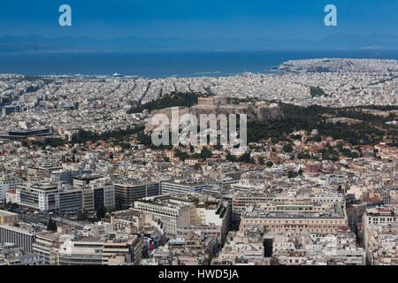 La Grèce, Grèce Centrale Région, Athènes, la colline du Lycabette, augmentation de la vue sur la ville avec Acropollis Banque D'Images